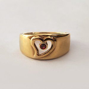 AVON Vintage Gold Tone Silhouette Heart Ring